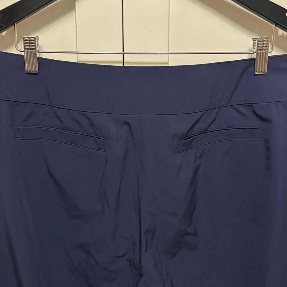 Zenergy Golf by Chico's Navy Golf activewear crops size 10 (Chico’s 1.5) - Picture 6 of 6